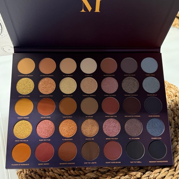 Morphe No Silent Nights Palette 35 XS. NWT - Picture 5 of 11